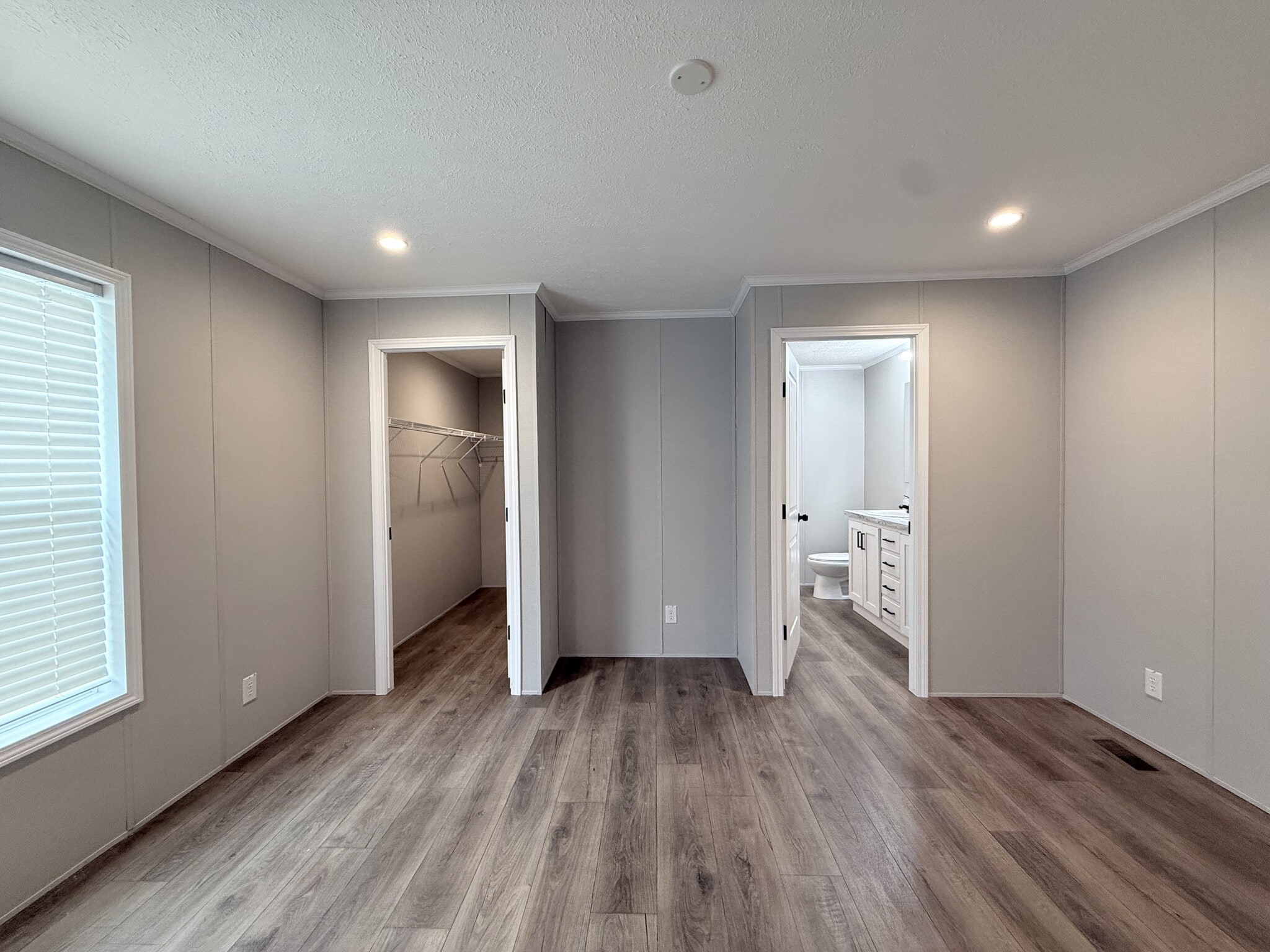 Building Photo - 52871 N Zacharias Ct