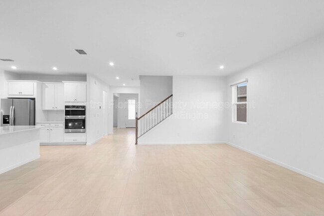 Building Photo - 13053 Pergola Ave