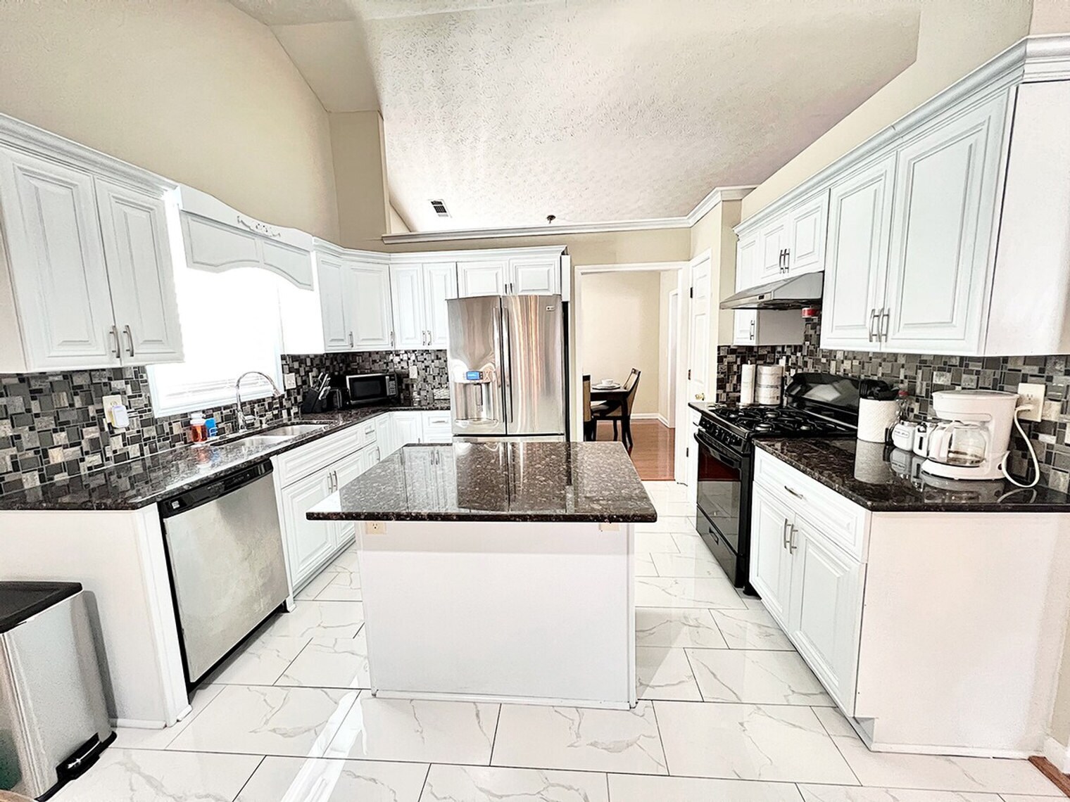Building Photo - 4720 Cambridge Park Ct NW