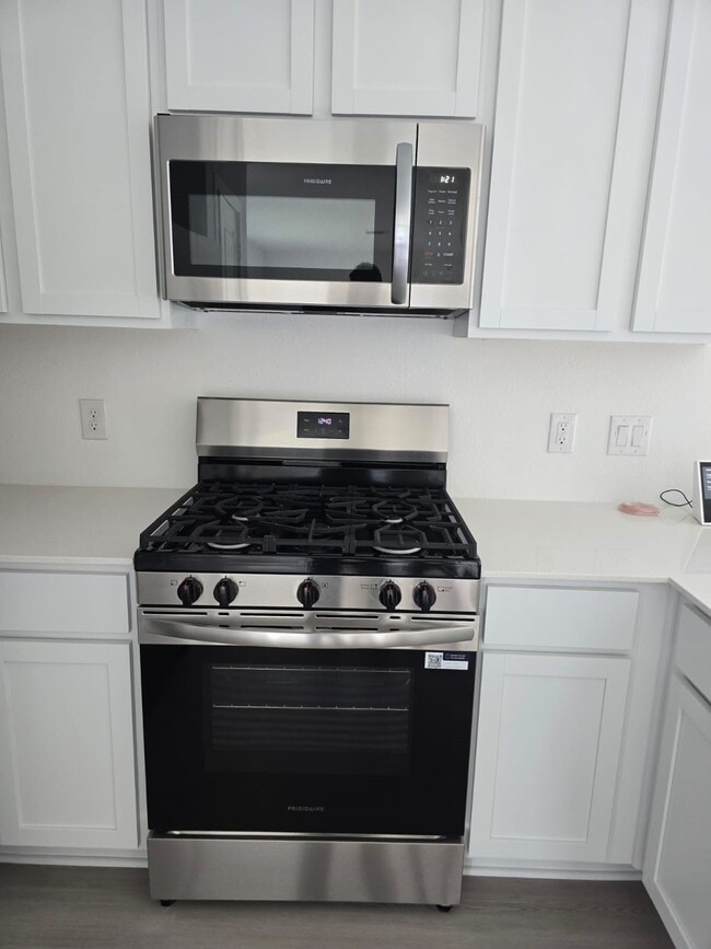 Building Photo - 26706 Dalmatian Bellflower Dr