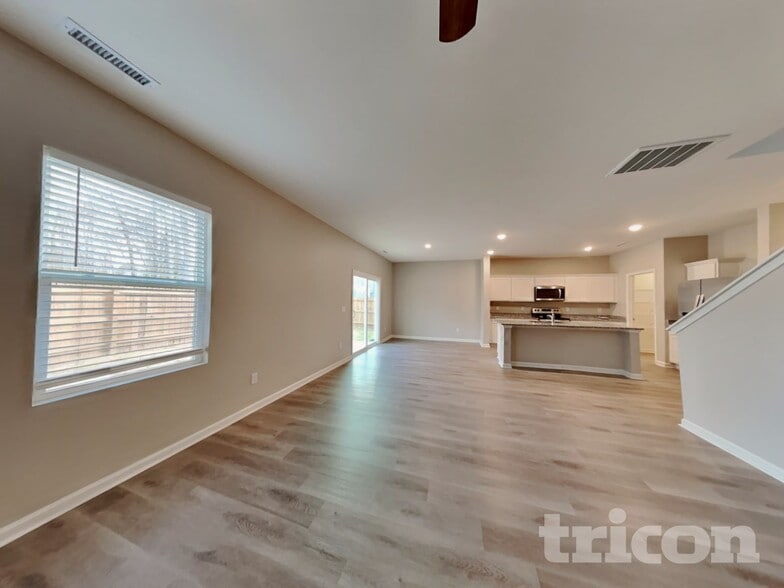 Building Photo - 44 Ashley Oaks Ct