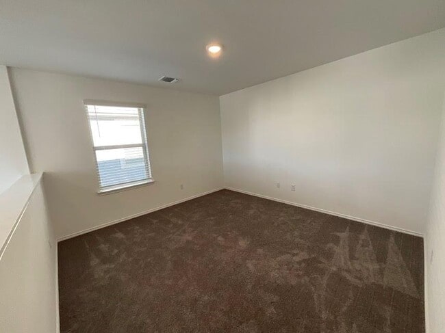 Building Photo - 337 Redonda Dr