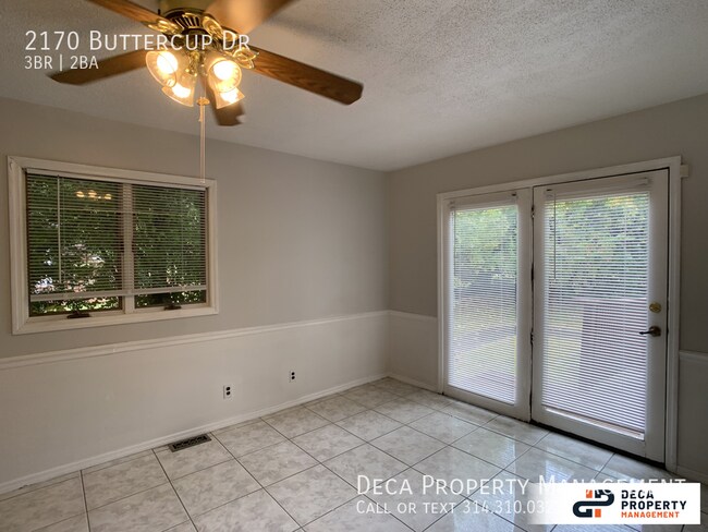 Building Photo - 3 Bedroom House
