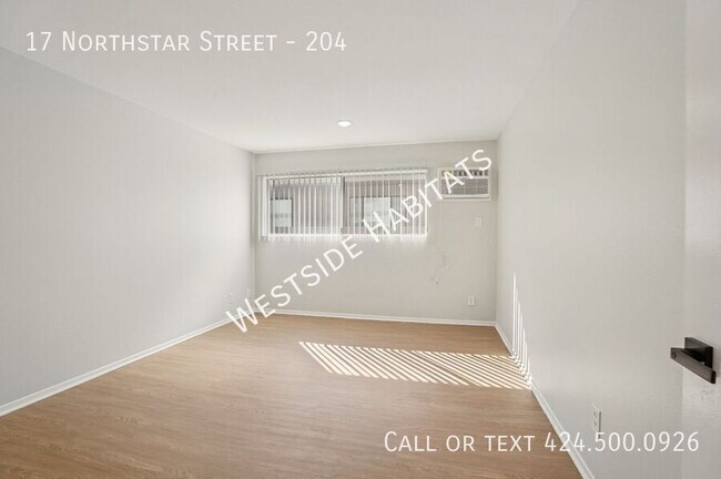 Building Photo - 17 Northstar St