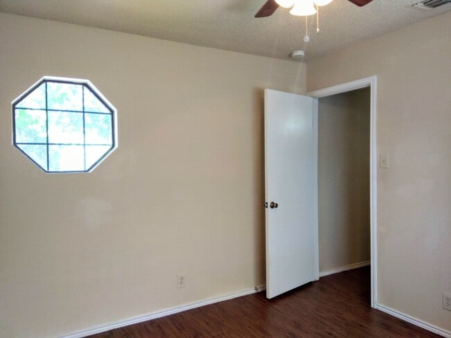 Building Photo - 4138 Mystic Sunrise Dr
