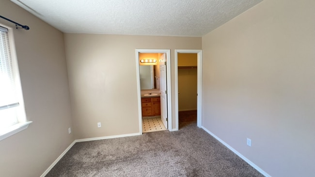 Building Photo - Boise, Steamboat Sub.