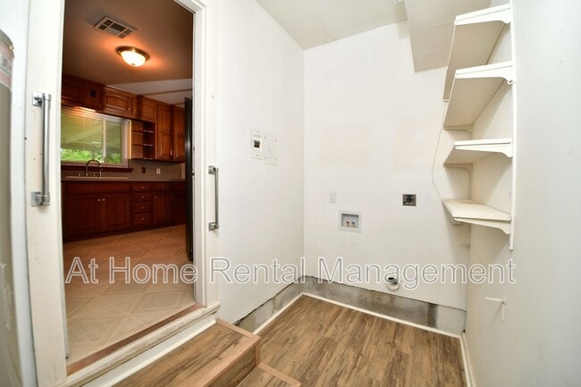 Building Photo - 3707 E 29th St