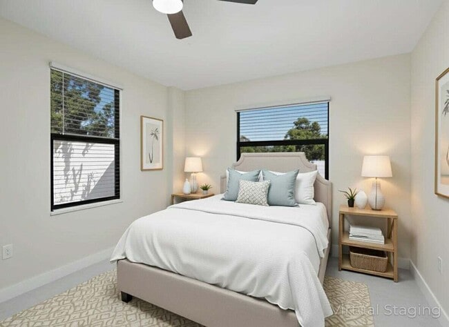 Building Photo - 992 Mohican Blvd