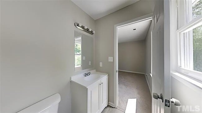 Building Photo - **Cozy Updated Bungalow near Downtown Durham**