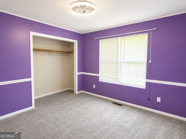 Building Photo - 157 Davidson Dr