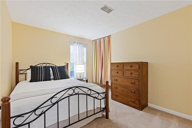 Building Photo - 3857 Peachtree Corners Cir