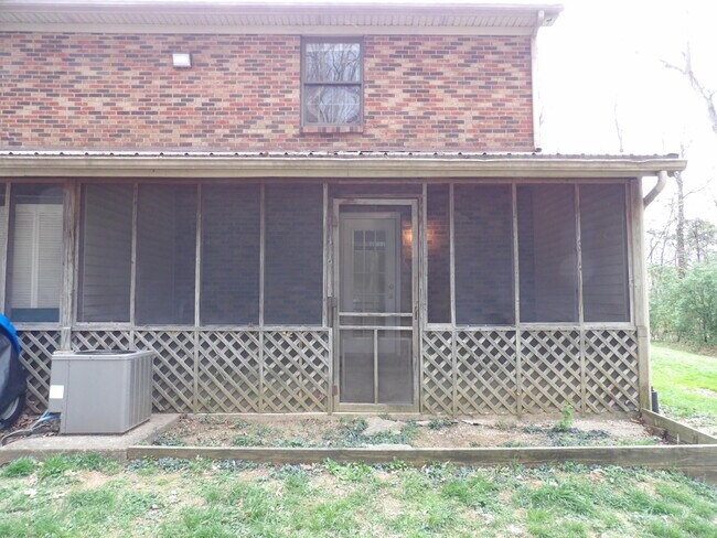 Building Photo - 244 Meadowview Dr