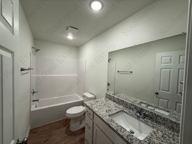Building Photo - Brand New 2 bedroom 2 bath Duplex- ALL BIL...