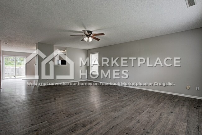 Building Photo - 2108 Bridlewood Dr