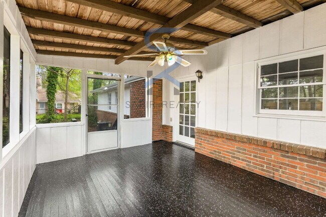 Building Photo - 2694 Hickory Valley Dr
