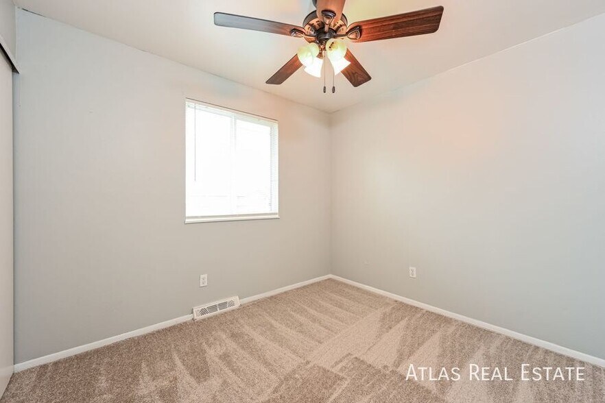 Building Photo - 16729 E Layton Ave