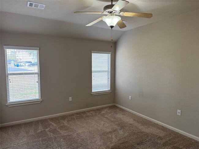 Building Photo - 12882 Orion Ct E