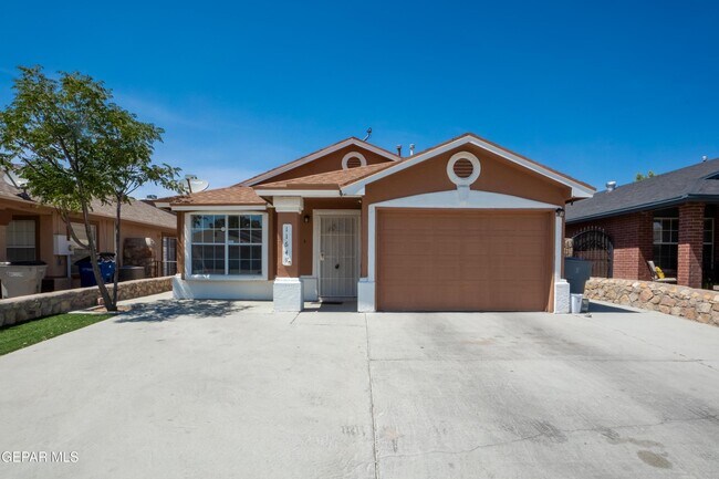 Building Photo - 11641 Desert Keep Dr