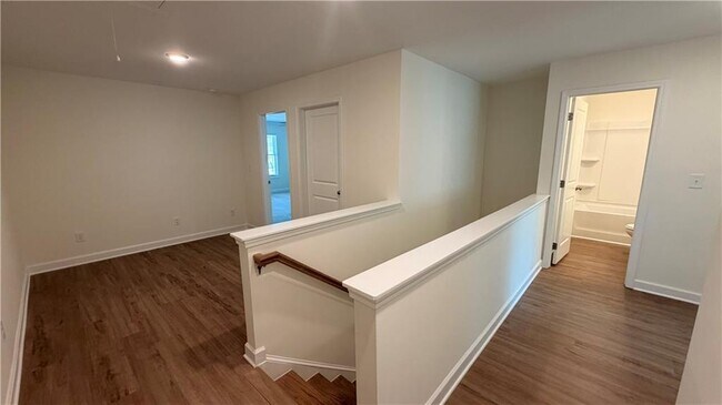 Building Photo - 903 Agate Ln