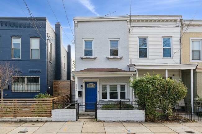Building Photo - 2241 Prout St SE