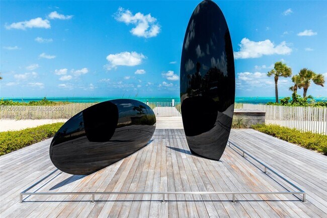 Building Photo - 360 Ocean Dr