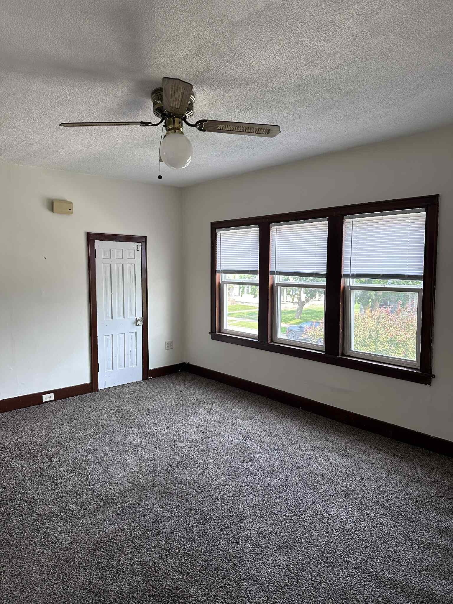 Living Room - 322 S 9th St