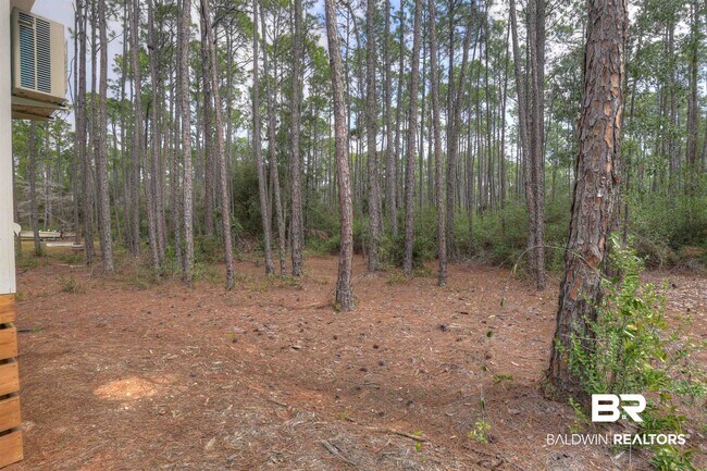 Building Photo - 14588 Scenic Hwy