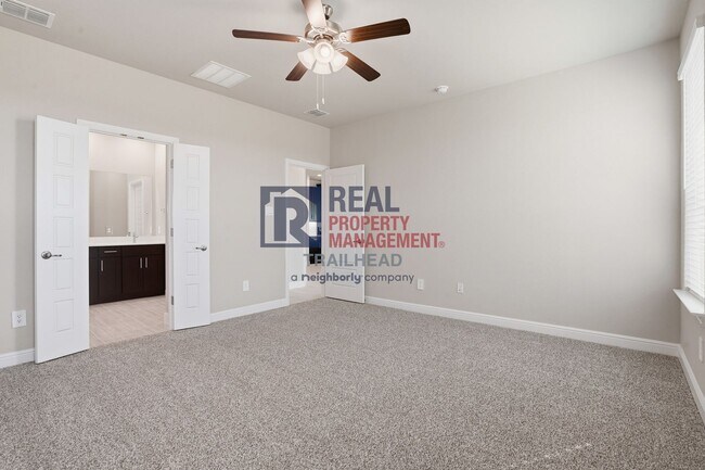 Building Photo - Inviting 4-Bedroom Home with Open Layout in Bella Vista