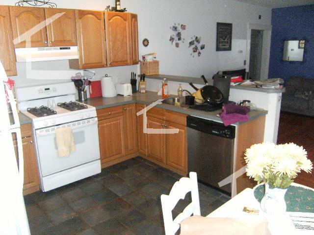 Building Photo - 51 Gardner St