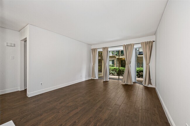 Building Photo - 800 Post Oak Blvd