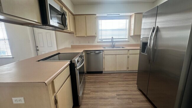 Building Photo - 3480 Daylily Ln