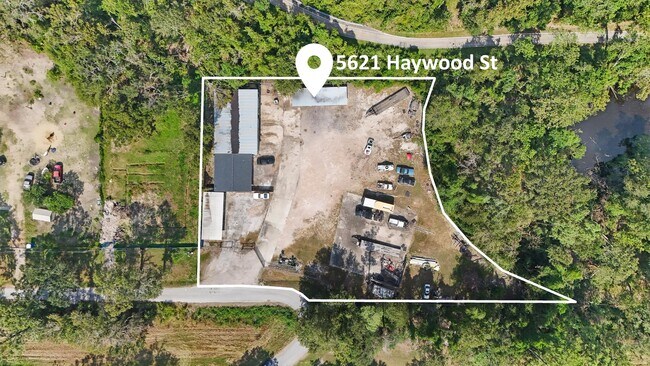 Building Photo - 5621 Haywood St