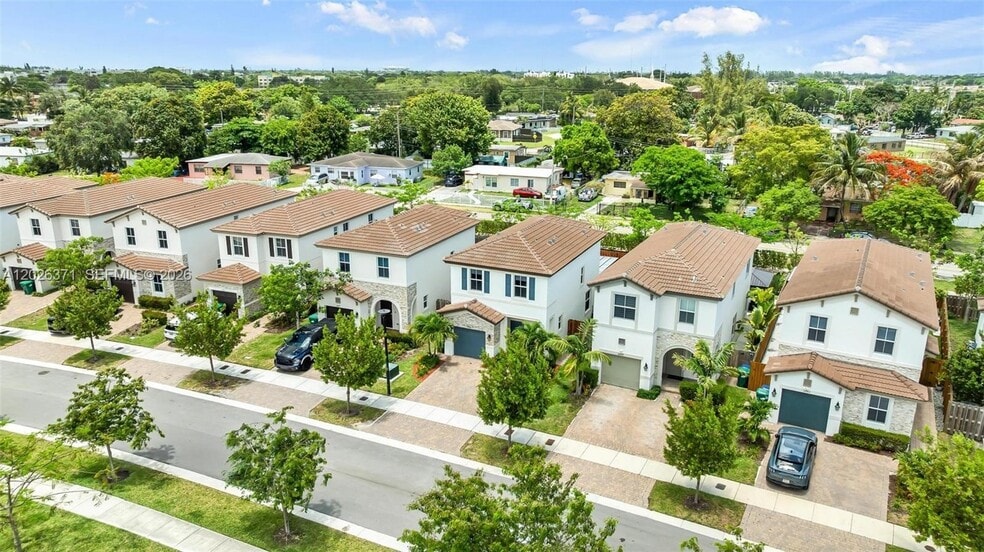 Building Photo - 2273 NW 131st Cir
