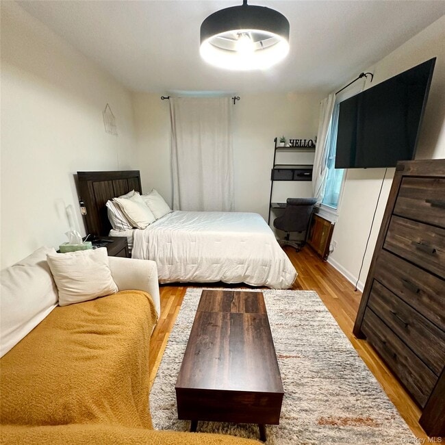 Building Photo - 125 Bronx River Rd