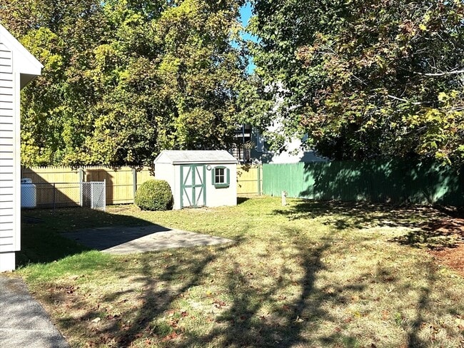 Building Photo - 5 Nobile St