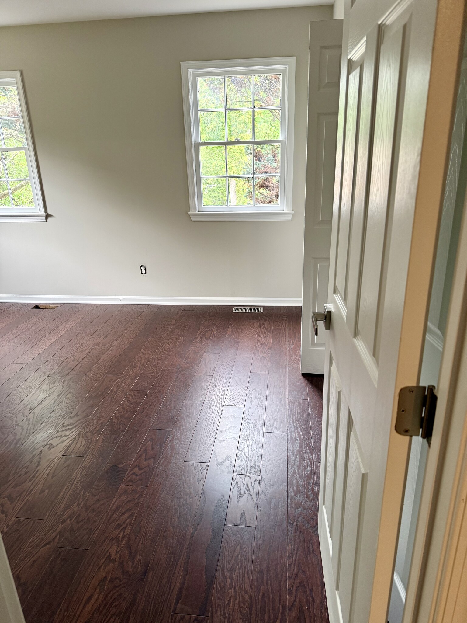 Building Photo - 727 Olde Greenwich Cir