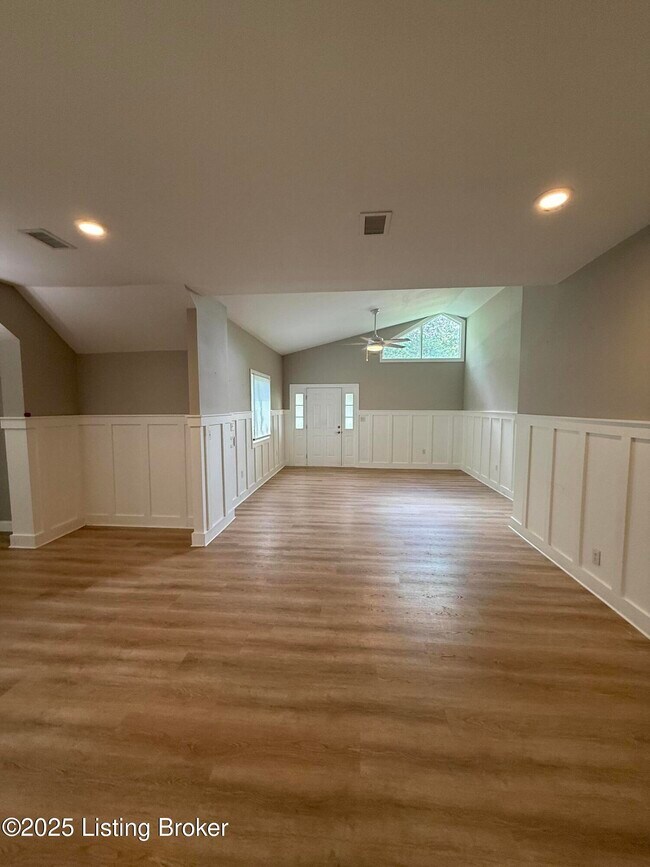 Building Photo - 13416 Reamers Rd