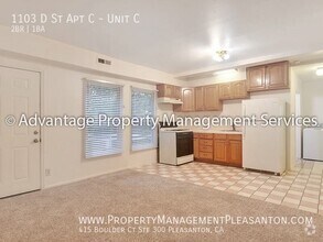 Building Photo - 1103 D St