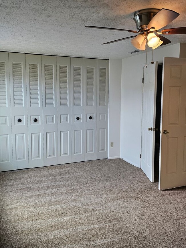 Building Photo - 1337 Vanasse Ct