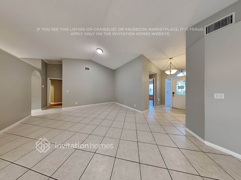 Building Photo - 10113 Oak Bark Ln