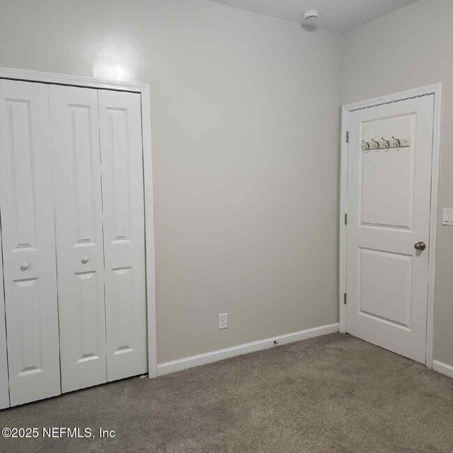 Building Photo - 97389 Harbor Concourse Cir