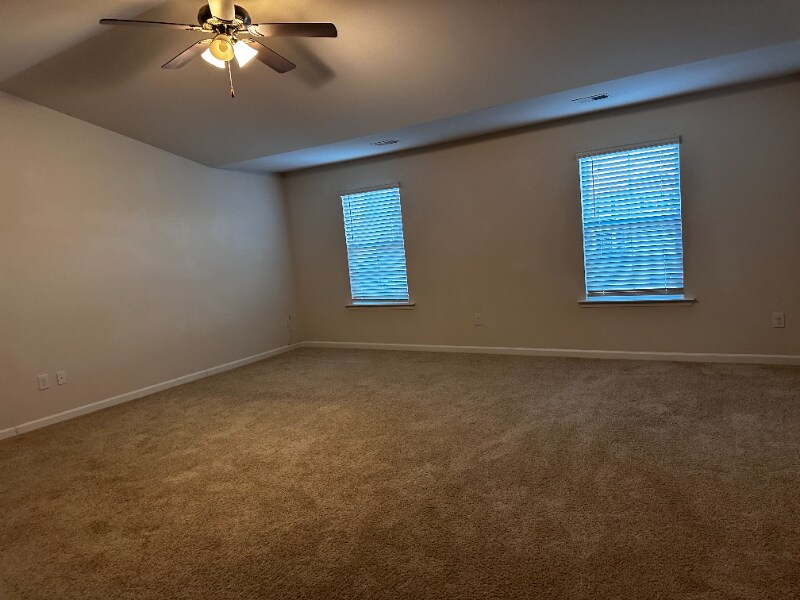 Building Photo - 3696 Waterford Oak Ct