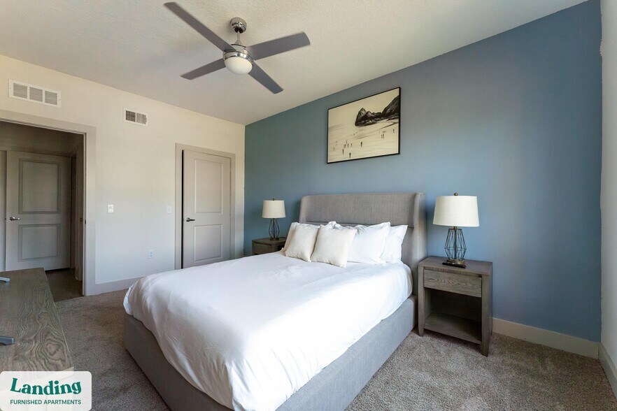 Building Photo - 655 W Marina Cove Dr