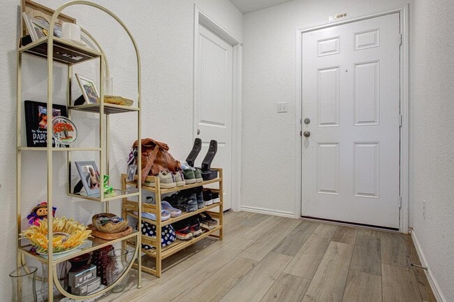 Building Photo - 1145 Catfish Ln