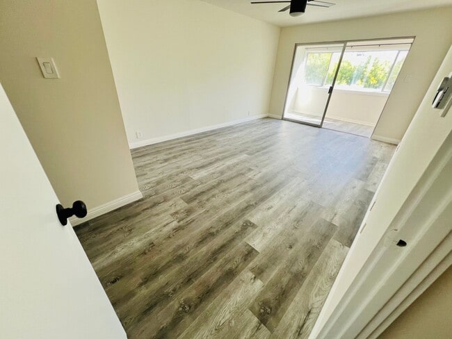 Building Photo - 5700 Ravenspur Dr