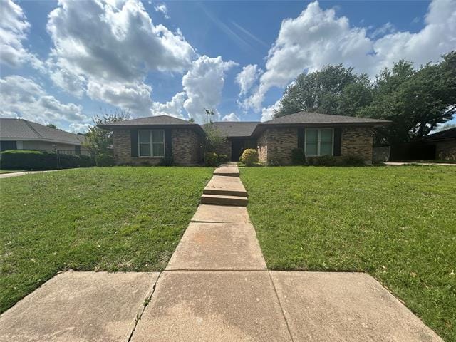 Building Photo - 6712 Santiago Ave