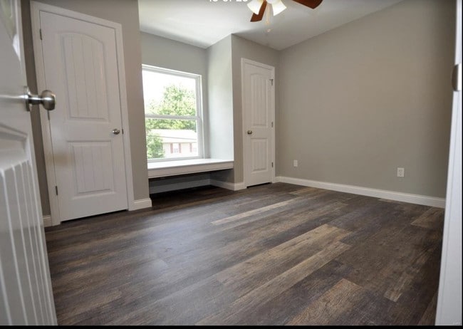 Building Photo - 252 Seminole St