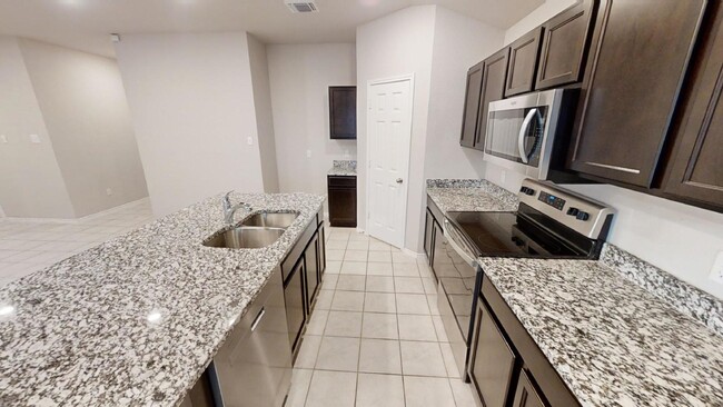 Building Photo - Beautiful Killeen Rental – Comfort and Con...