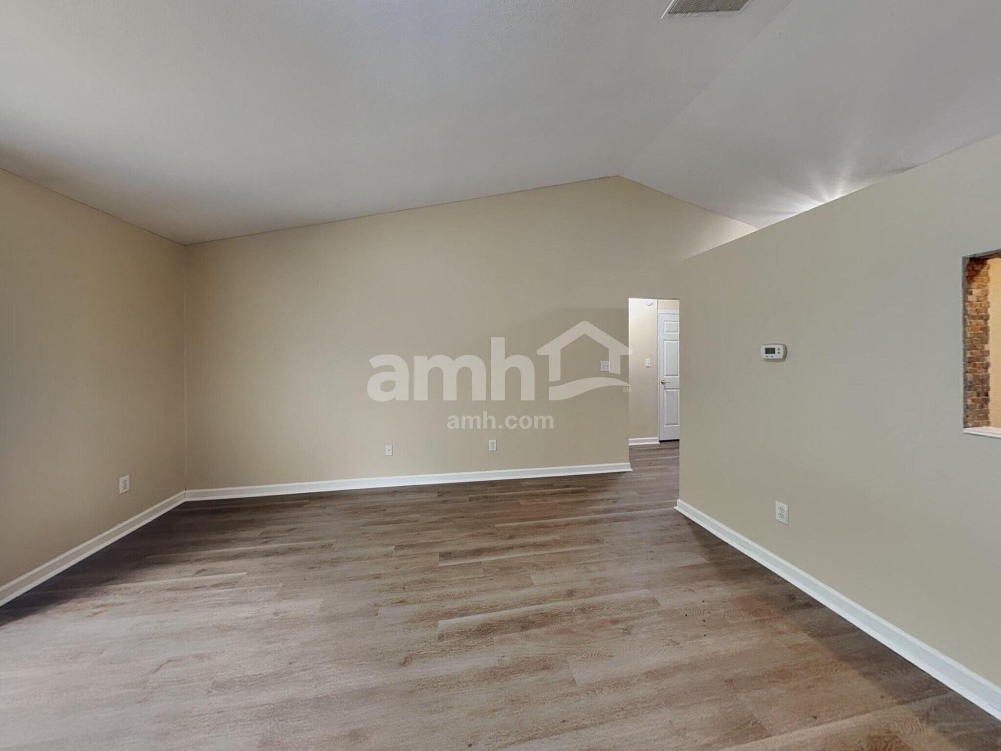 Building Photo - 2438 Pinebark Dr