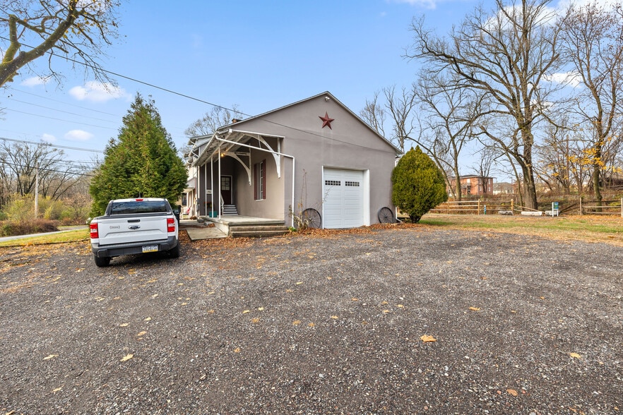 Building Photo - 7 Old Philadelphia Pike